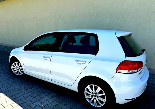 Volkswagen Golf cena 25900 przebieg: 127000, rok produkcji 2012 z Biała małe 667